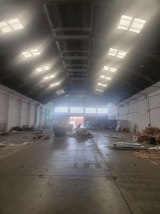 Nave industrial en alquiler en Centre en Hospitalet de Llobregat, L´
