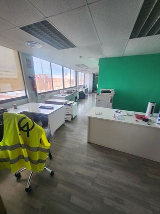 Nave industrial en alquiler en Centre en Hospitalet de Llobregat, L´