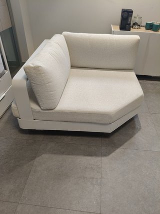 Sofá esquinero SKLUM Boucle Beige