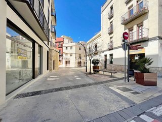 Local comercial en alquiler en La Geltrú en Vilanova i La Geltrú