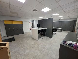 Oficina en alquiler en Serraparera en Cerdanyola del Vallès