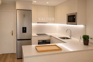 Piso en alquiler en Nueva España en Madrid