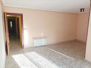 Piso en venta en Ensanche en Teruel