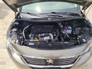 Peugeot 5008 2017