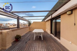 Ático en venta en Avda. de Abril. - 9 de octubre en Sagunto