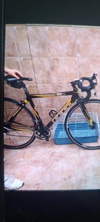 Bicicleta de carretera felt f3