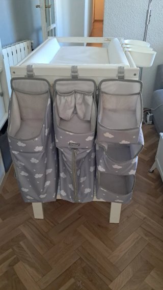 Cambiador bebé. Modelo ikea GULLIVER.