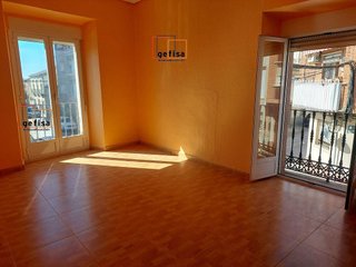 Casa adosada en venta en Centro en Valdepeñas