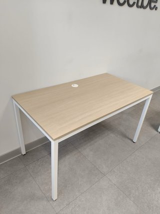 Mesa de oficina Roble y Metal Blanco