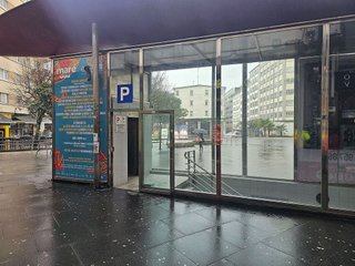 Garaje en venta en Ensanche - Sar en Santiago de Compostela