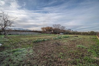 Terreno en venta en Zubia (La)