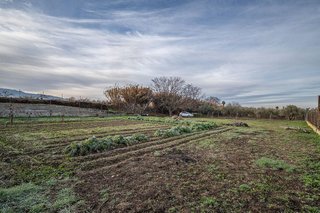 Terreno en venta en Zubia (La)