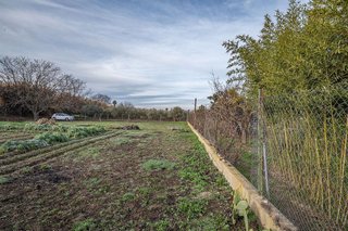 Terreno en venta en Zubia (La)