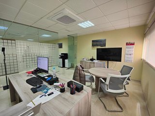 Oficina en venta en Zona Avda. Juan de Diego - Parque Municipal  en Bormujos