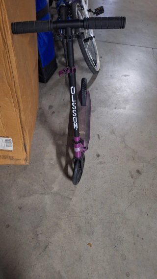 Patinete infantil morado