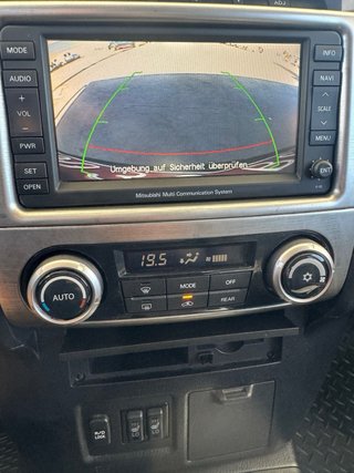 Mitsubishi Montero 2008