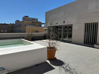 Ático en alquiler en Las Tablas en Madrid