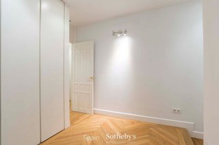 Piso en alquiler en Recoletos en Madrid
