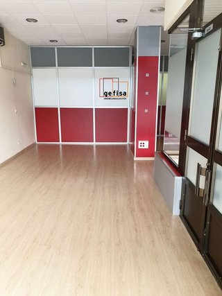 Local comercial en alquiler en Valdepeñas
