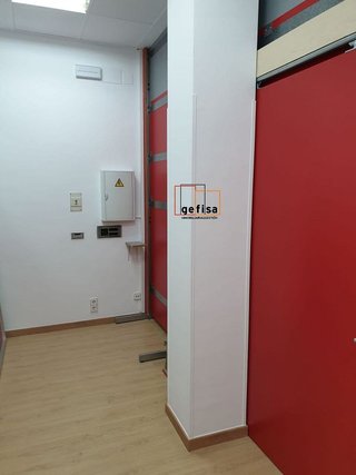 Local comercial en alquiler en Valdepeñas