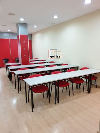 Local comercial en alquiler en Valdepeñas