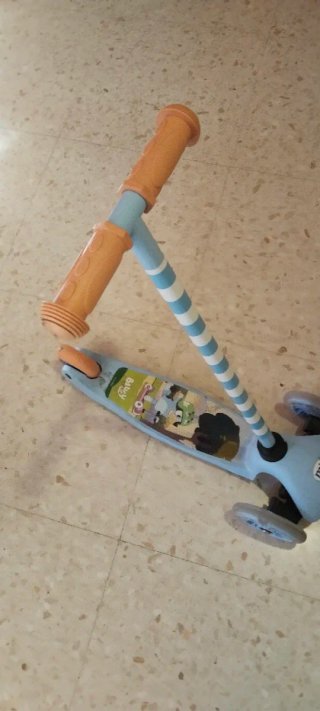 Patinete Infantil 3 Ruedas Disney Bluey +3Años