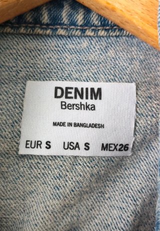 Cazadora vaquera Bershka