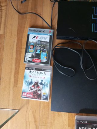 Consolas PS2 y PS3 con juegos