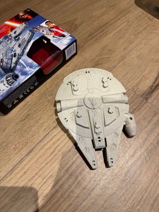 Maqueta Nave Star Wars Millennium Falcon