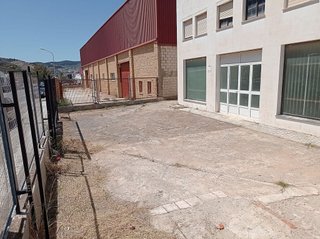 Nave industrial en alquiler en Zona de la Vega en Antequera