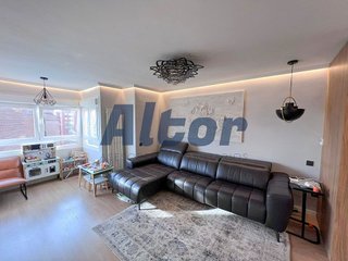 Piso en alquiler en La Paz en Madrid