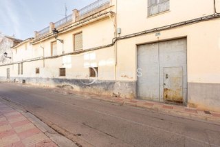 Casa adosada en venta en Benifaió