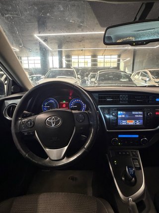 Toyota Auris 2013