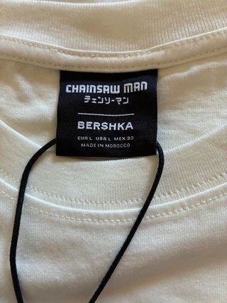 Camiseta Bershka Chainsaw Man Talla L