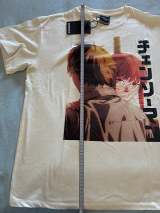 Camiseta Bershka Chainsaw Man Talla L