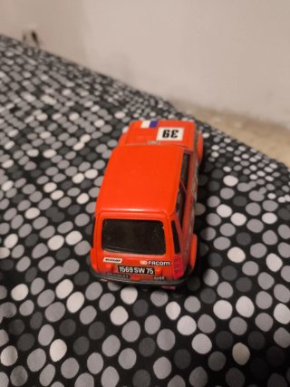 Scalextric Renault 5 Turbo Elf