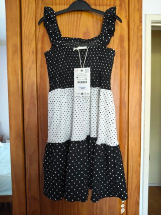 Zara Vestido Preto e Branco T.6A Novo