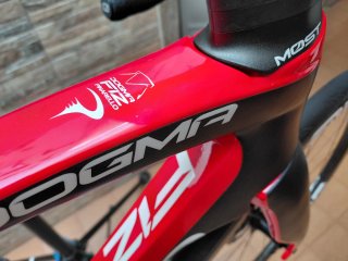 Cuadro Pinarello Dogma F12 + tija + manillar