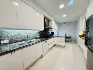 Casa adosada en venta en Fossos - Ctra. Roses en Figueres