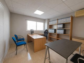 Nave industrial en alquiler en Zona Polígono en Alzira
