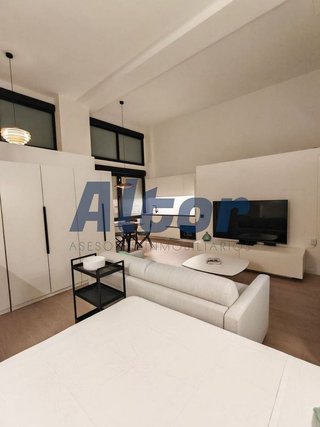 Estudio en alquiler en Niño Jesús en Madrid