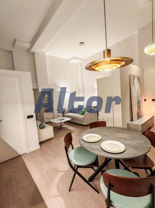 Estudio en alquiler en Niño Jesús en Madrid