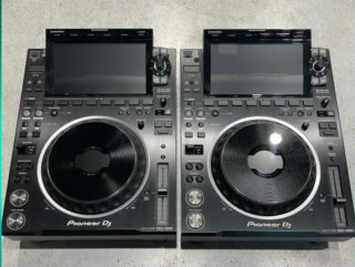 Pioneer DJ - Equipo DJ Negro