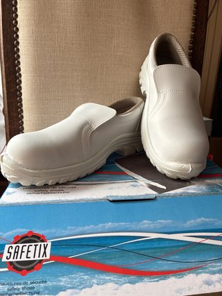 Calzado de seguridad Safetix blanco sin usar