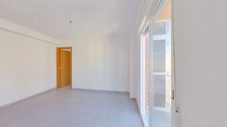Piso en venta en Torrefiel en Valencia