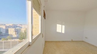 Piso en venta en Poligono Sur - La Oliva - Letanías en Sevilla