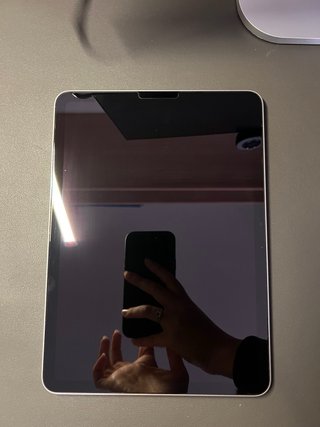 iPad Air 11” M3 + Magic Keyboard