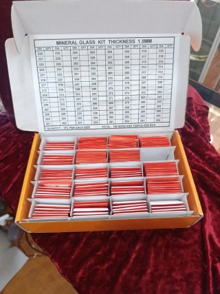 Assortimento di Cristalli Minerali per Orologi