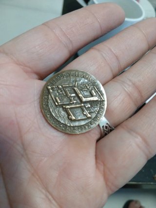 Medalla antigua Ingeniero Juan Bautista Pirelli