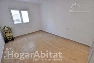 Piso en venta en Nou Moles en Valencia